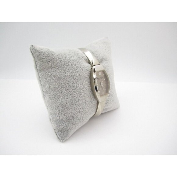 Women Kenneth Cole New York  Quartz WR Analog 19mm Dial Causal Watch (G422) - Picture 6 of 10